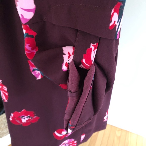 500 LIGHT FLORAL TRENCH COAT - Picture 5 of 7